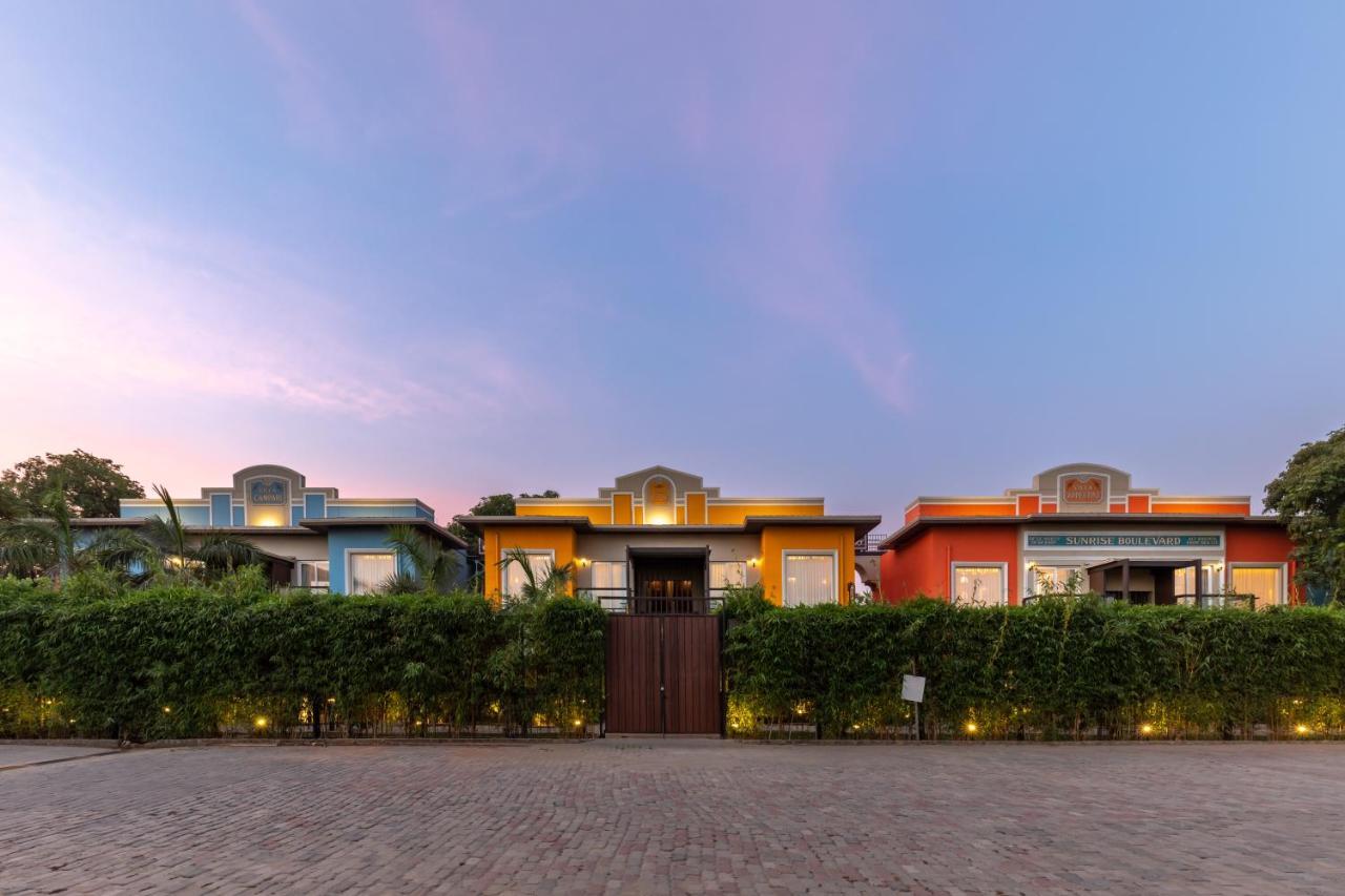 Downtown Resorts Nh8 Dharuhera Exterior photo