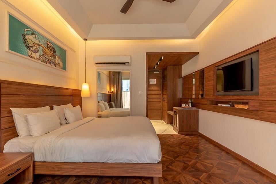 Downtown Resorts Nh8 Dharuhera Exterior photo